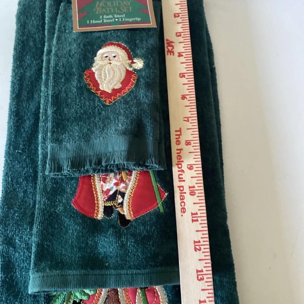 Set of 3 VTG Holiday Bathroom Towels Set Santa Claus Green Bath Hand Towel